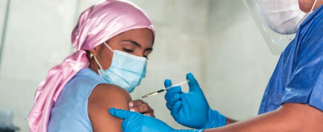 Guía de vacunación COVID-19 para pacientes oncológicos